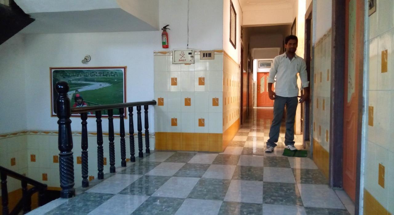 Hôtel Amber Plaza à Chittorgarh Extérieur photo