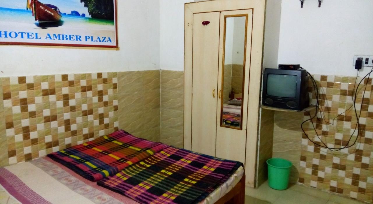Hôtel Amber Plaza à Chittorgarh Extérieur photo