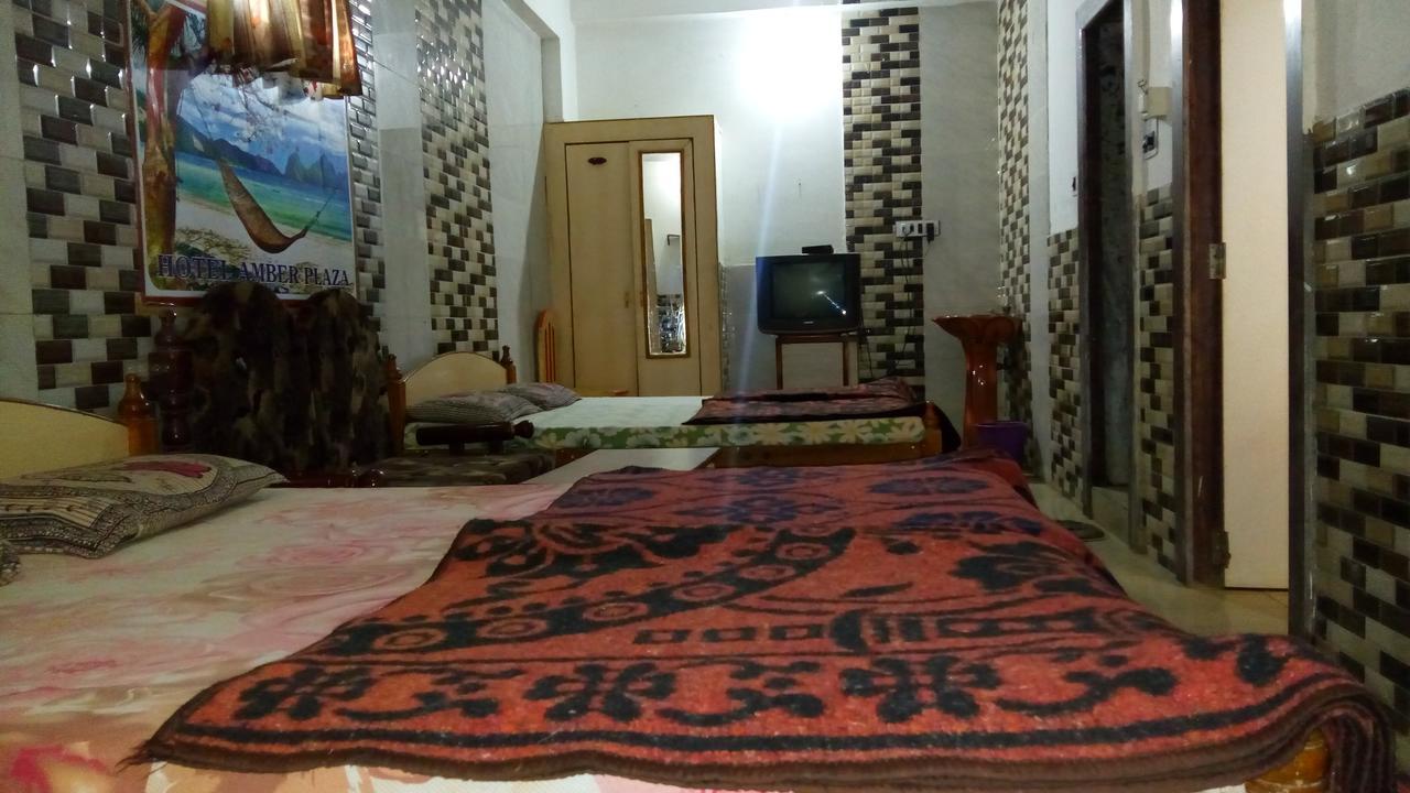 Hôtel Amber Plaza à Chittorgarh Extérieur photo