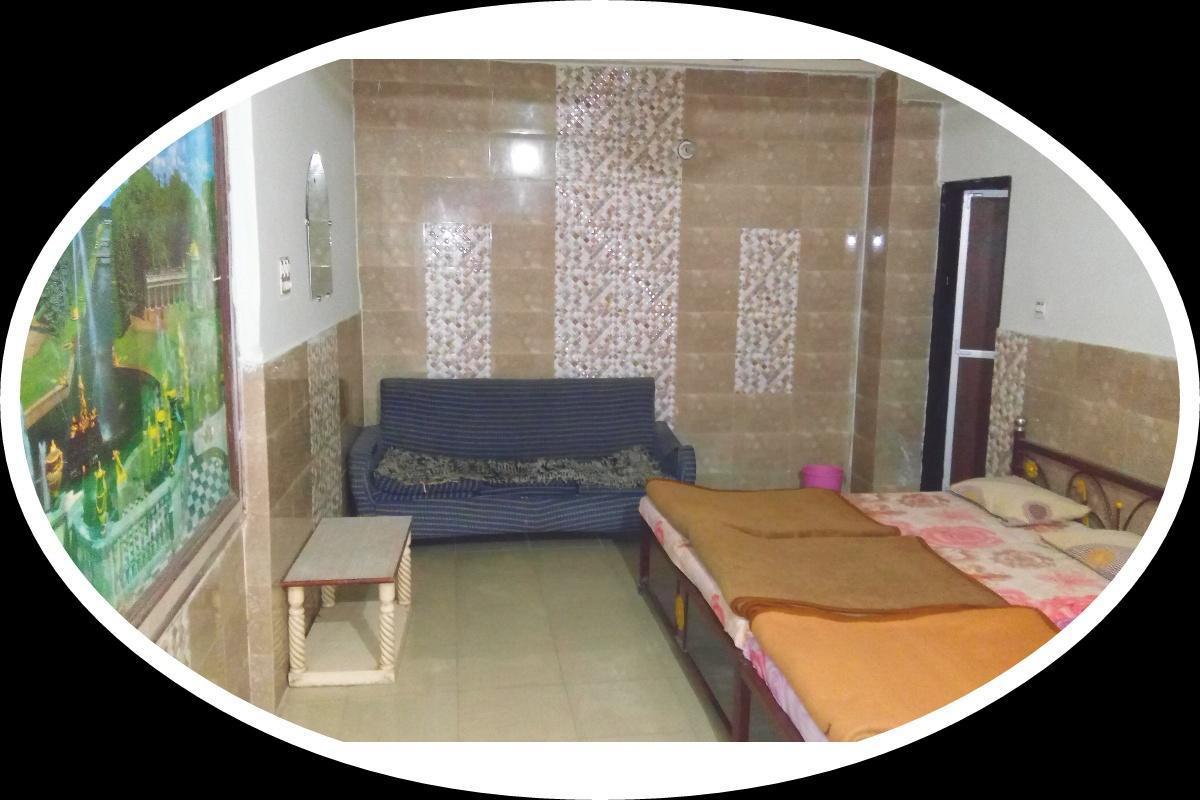 Hôtel Amber Plaza à Chittorgarh Extérieur photo